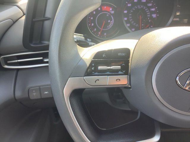Used 2021 Gray Hyundai SEL image 19