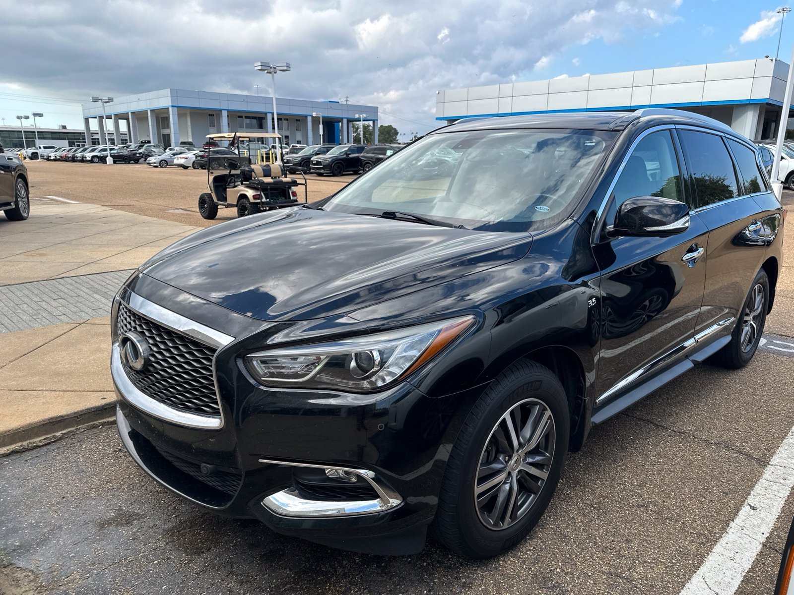 2017 INFINITI QX60 Base