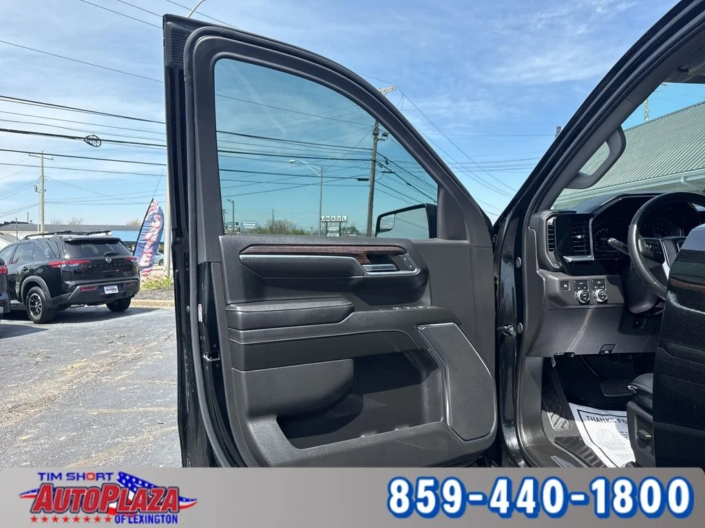 Used 2024 Black GMC Elevation image 15