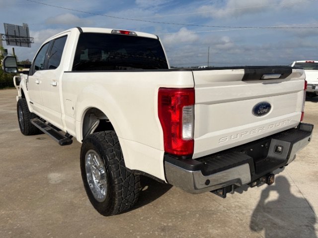 Used 2017 Lariat Ford Lariat image 3