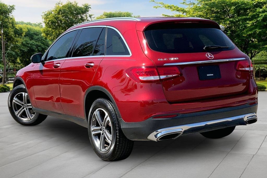 Used 2019 designo Cardinal Red Metallic Mercedes-Benz GLC 300 image 4