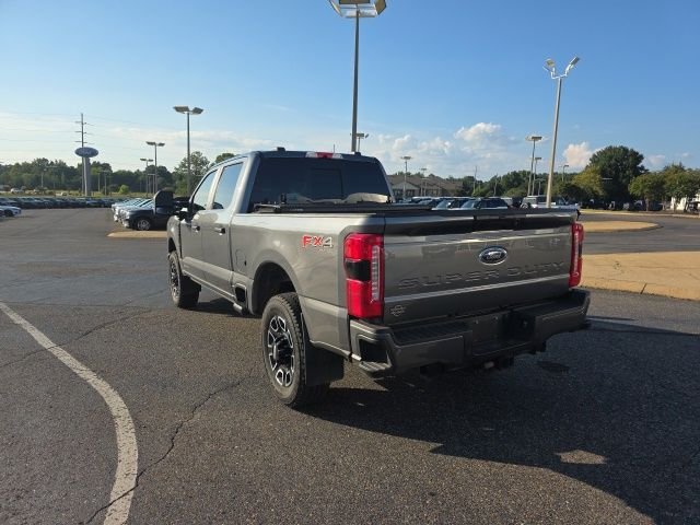 Used 2025 Gray Metallic Ford XL image 5