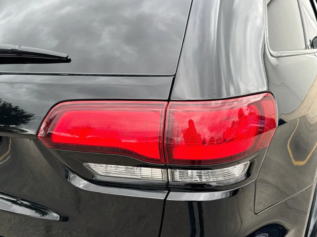 Used 2021 Black Jeep Laredo X image 29