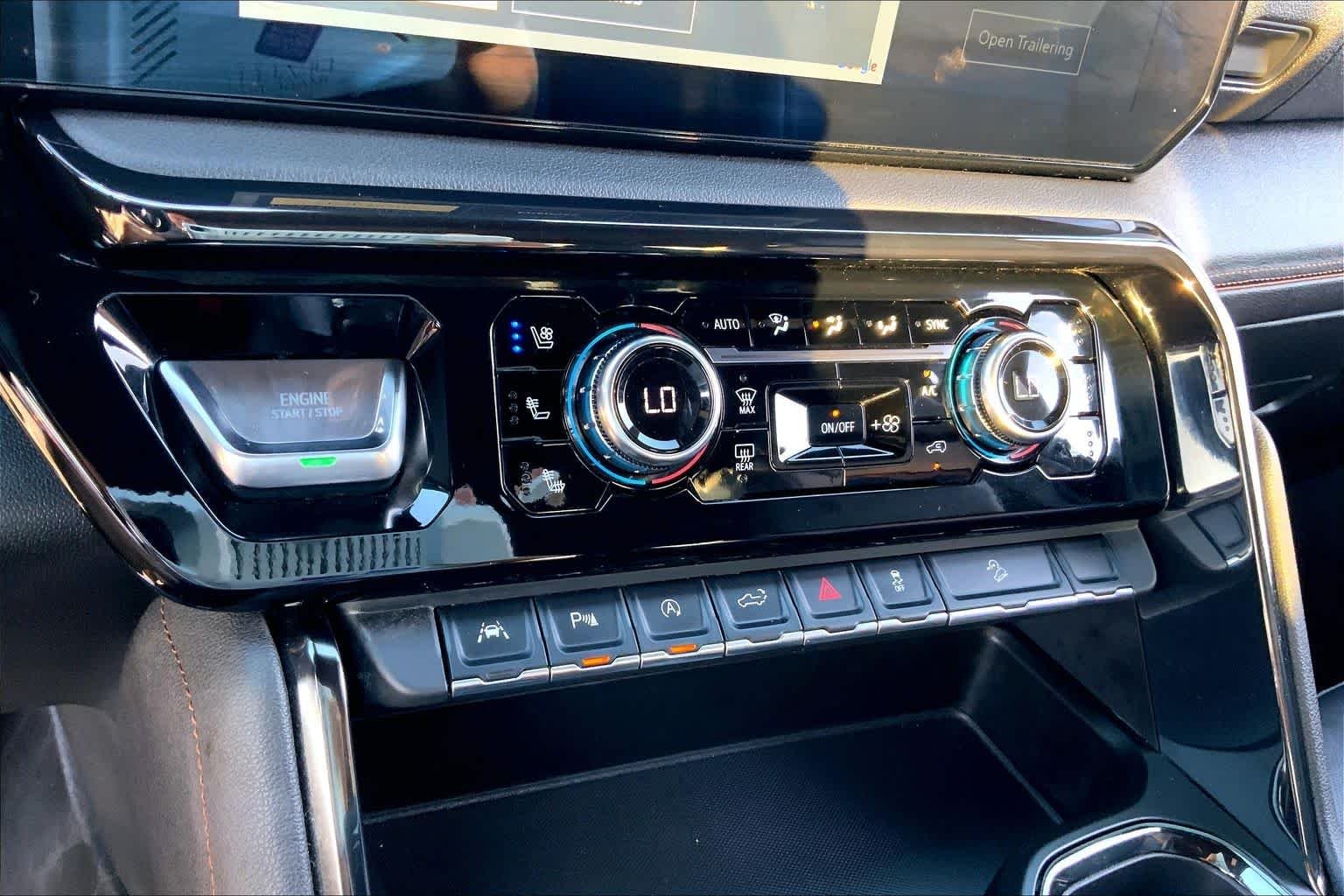 Used 2024 Thunderstorm Gray GMC AT4 image 34