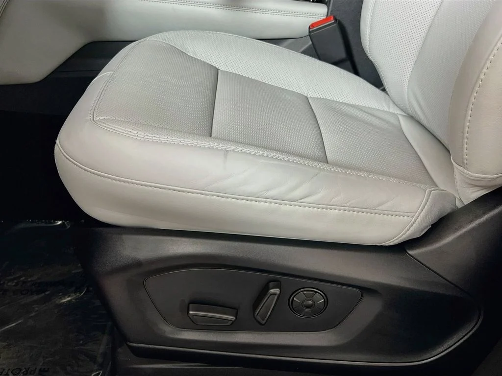 New 2026 Rapid Red Metallic Tinted Clearcoat Ford Platinum image 25