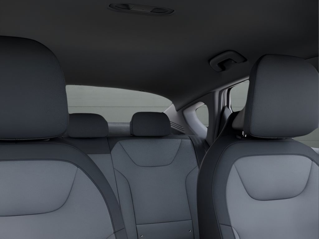 Used 2025 White Kia LXS image 27