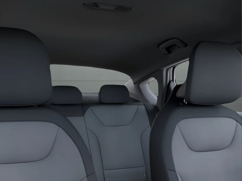 Used 2025 White Kia LXS image 27