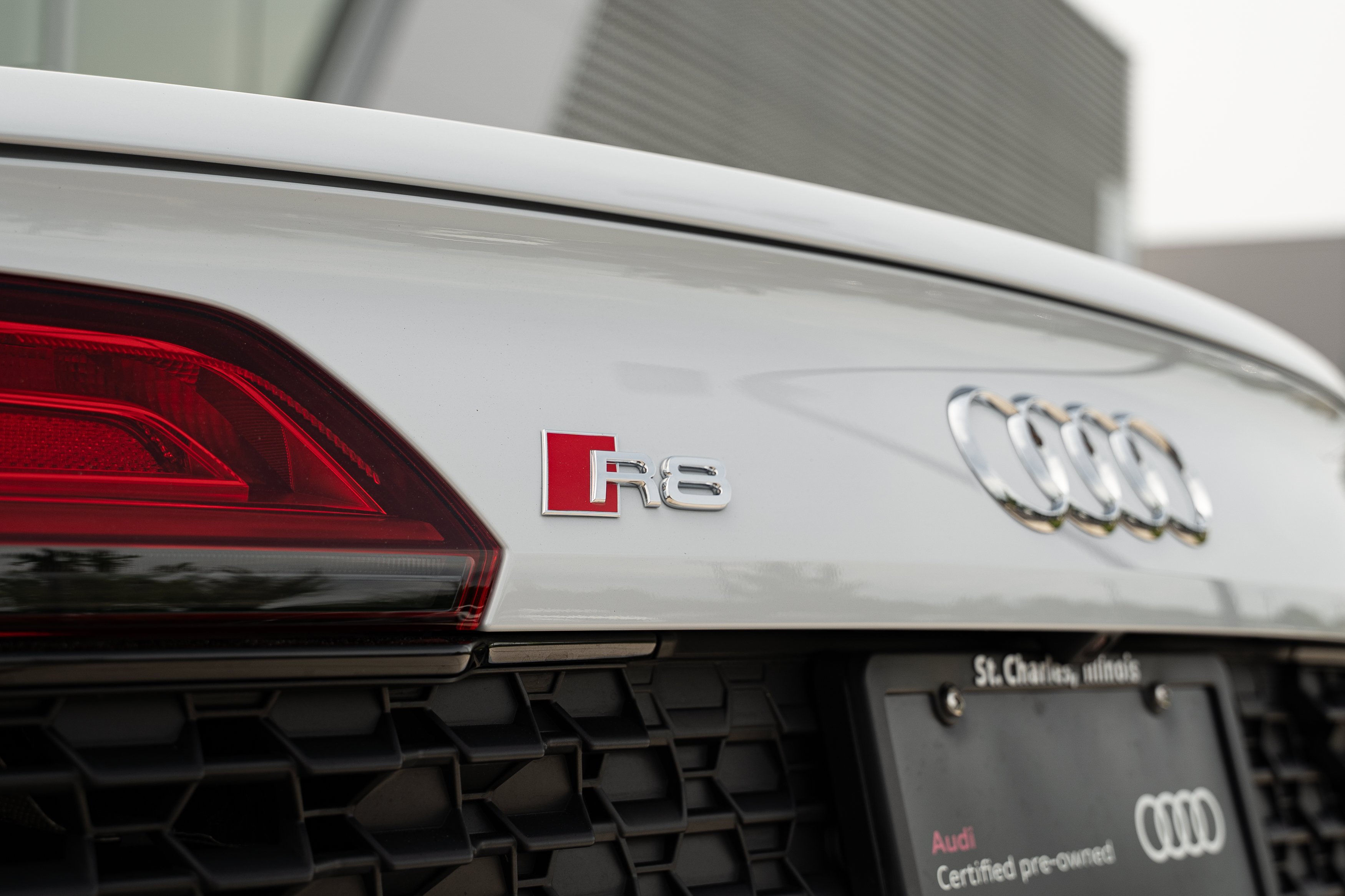Certified Used 2023 Suzuka Gray Metallic Audi V10 performance image 40