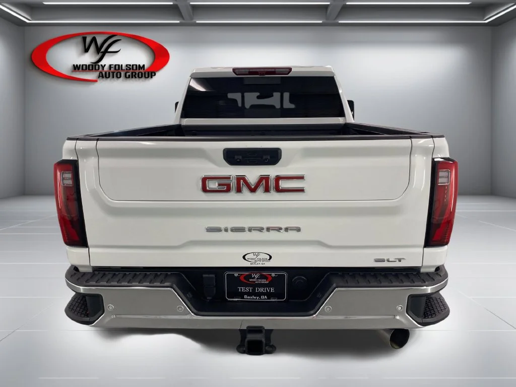Used 2025 White GMC SLT image 8