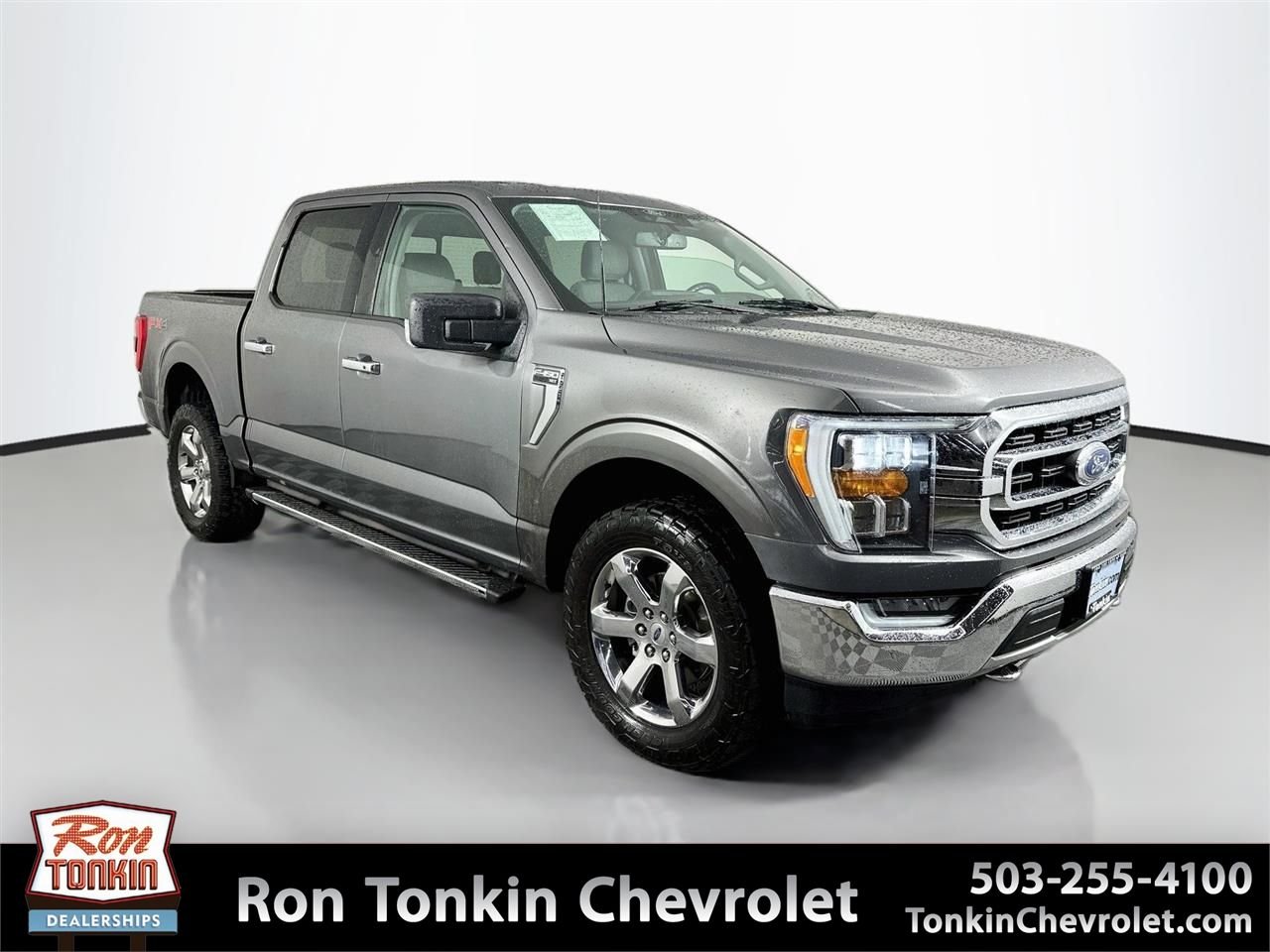 Used 2021 Gray Metallic Ford XLT image 1