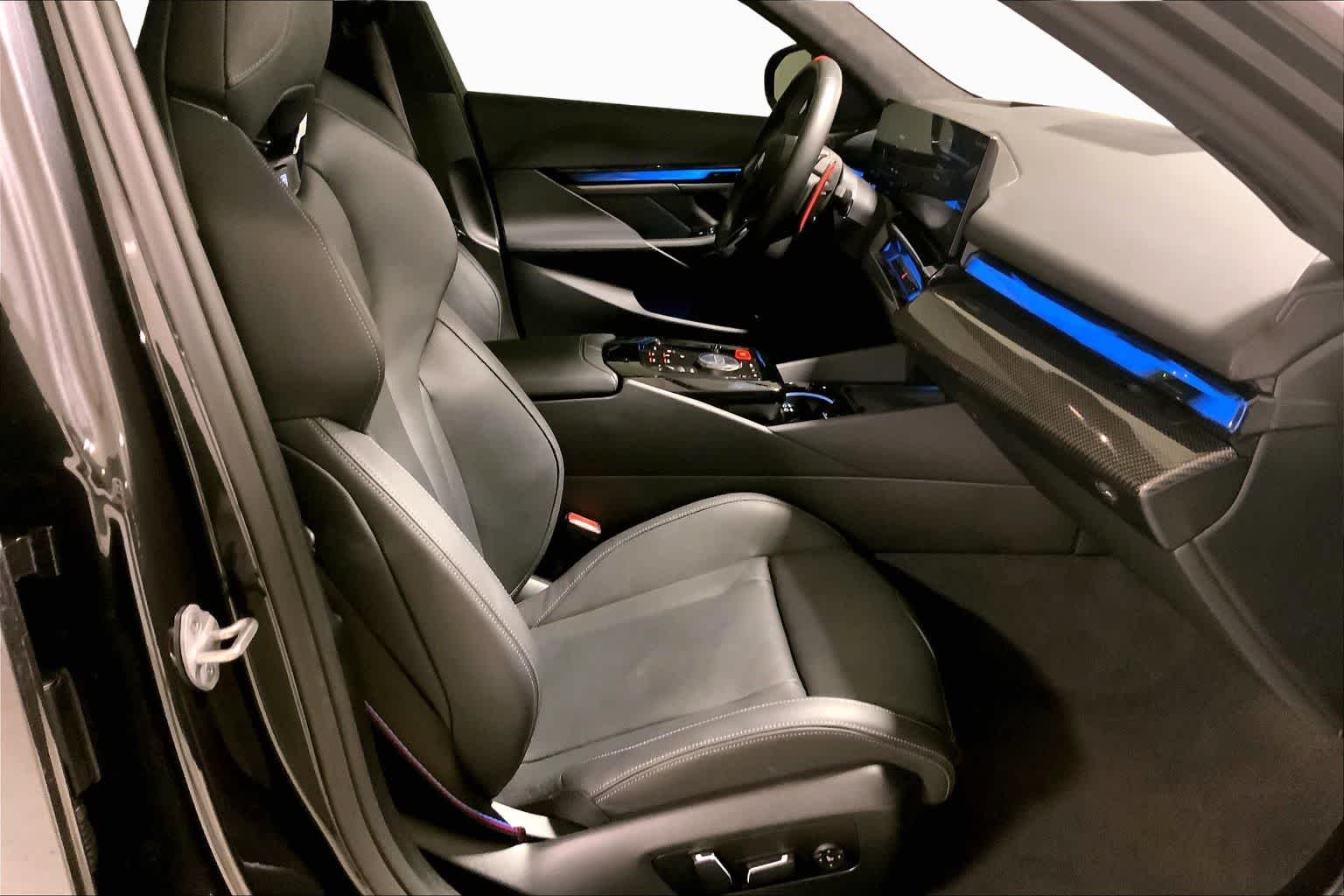Used 2025 Dark Graphite Metallic BMW  image 8
