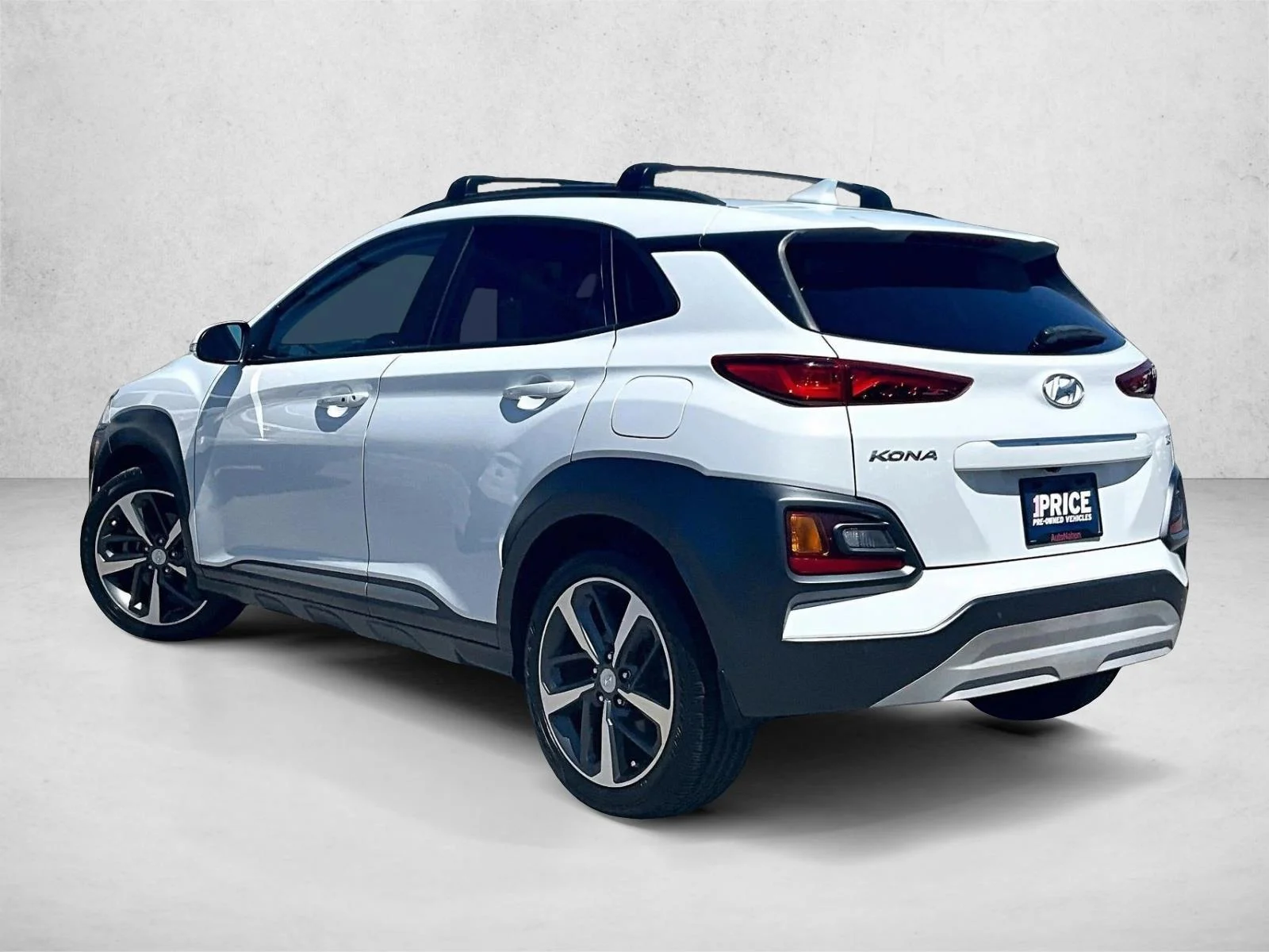 Used 2021 Chalk White Hyundai Ultimate image 12