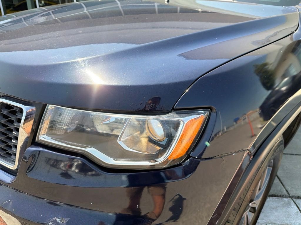 Used 2018 Blue Jeep Limited image 12