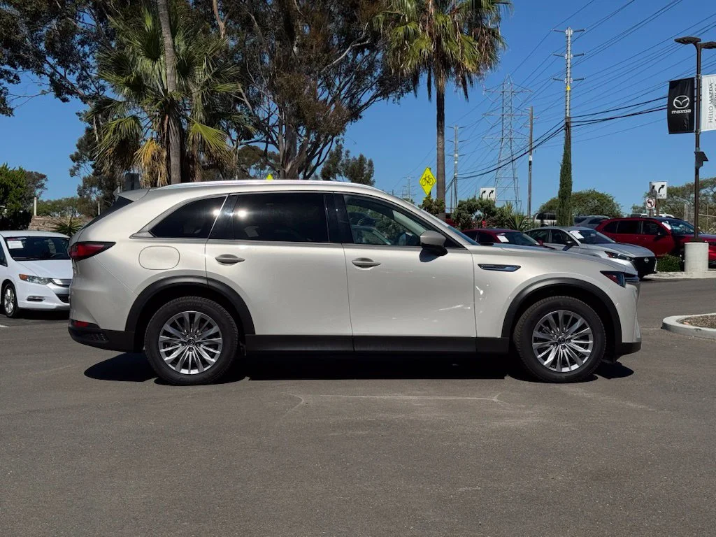 Certified Used 2025 Silver Mazda Preferred image 29