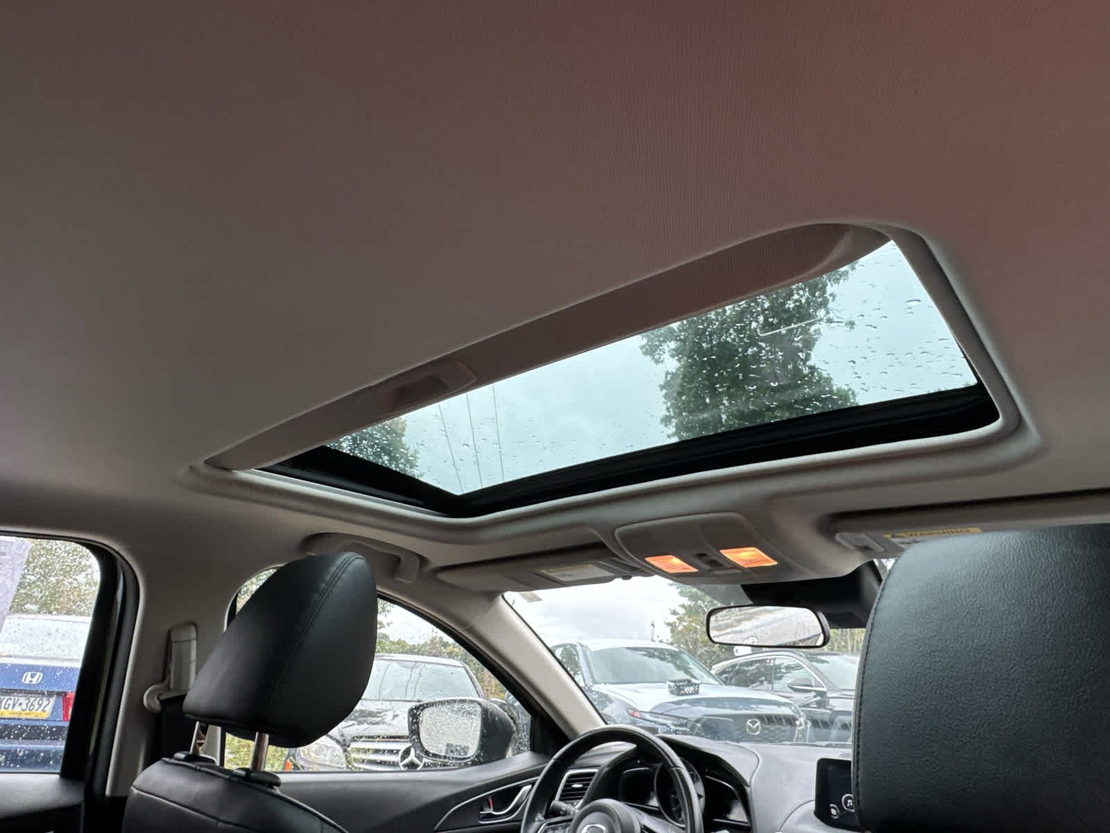 Used 2017 Machine Gray Metallic Mazda Grand Touring image 8