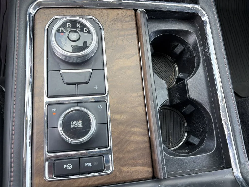 Used 2021 White Ford Platinum image 27