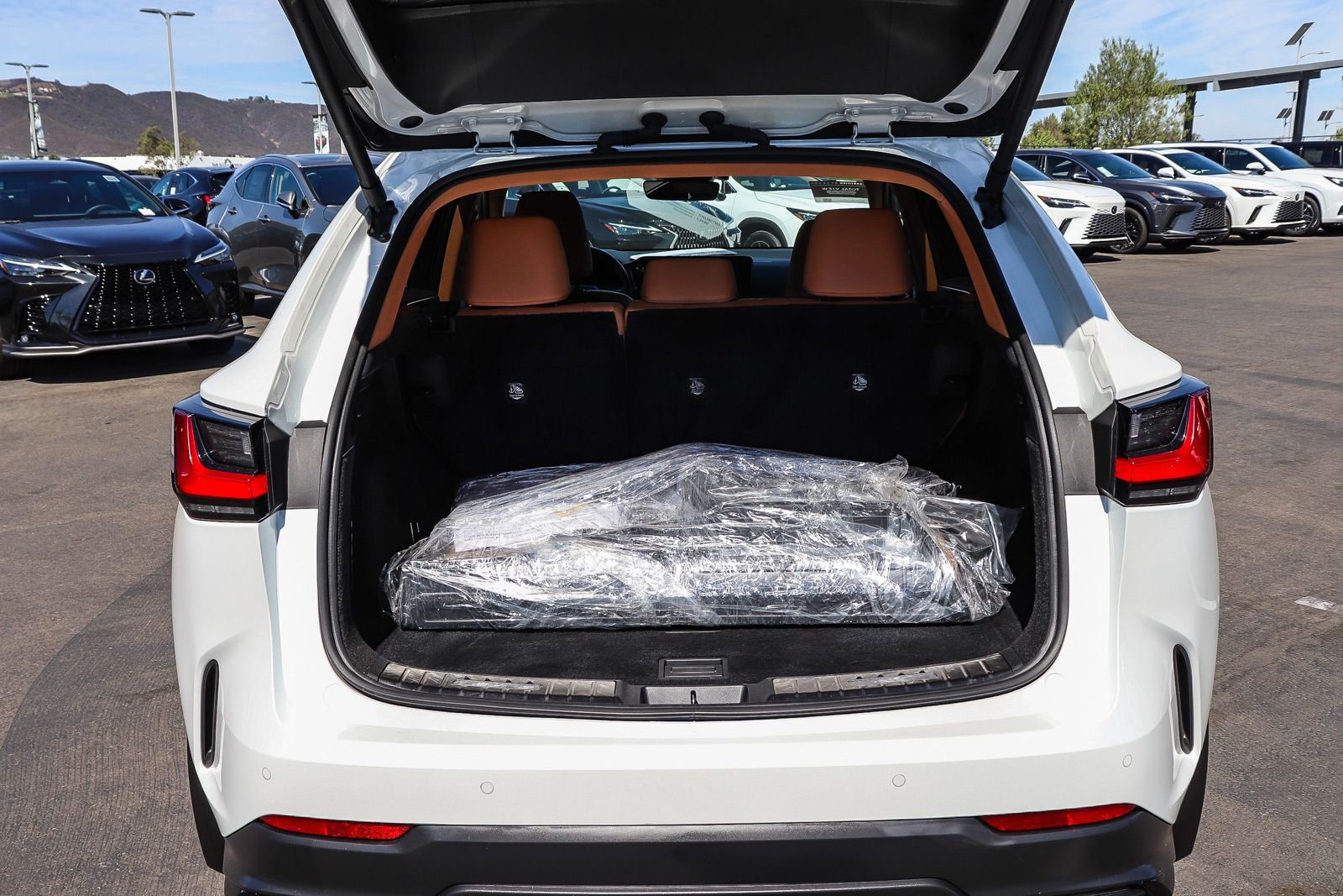 Certified Used 2025 White Lexus 350 Premium image 32
