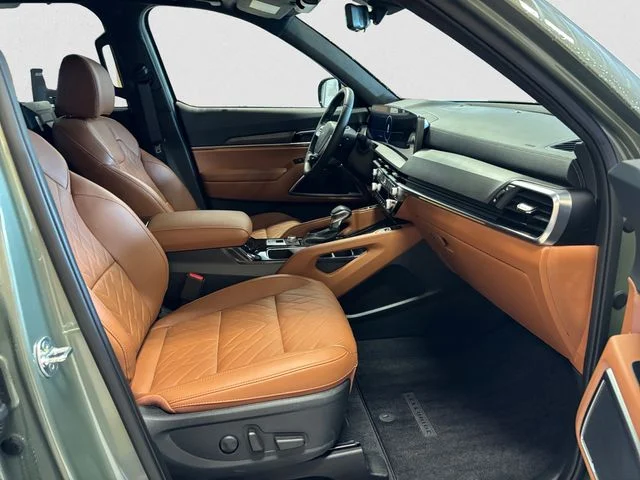 Used 2025 Green Kia SX-Prestige X-Line image 16