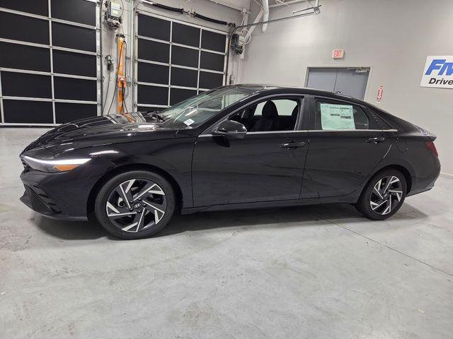 New 2026 Black Hyundai Limited image 4