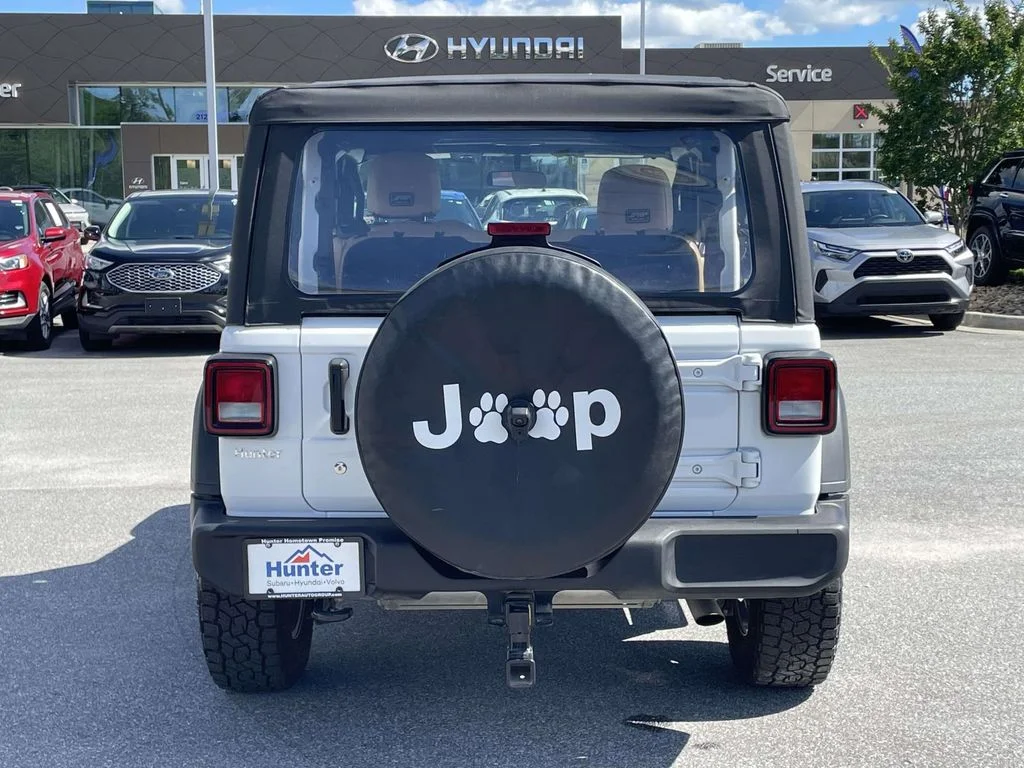 Used 2021 Bright White Clearcoat Jeep Sport image 29