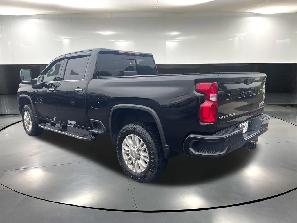 Certified Used 2022 Black Chevrolet High Country image 6