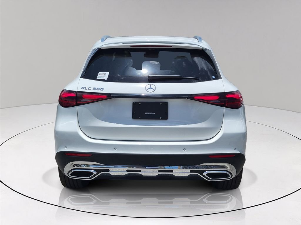 New 2026 Polar White Mercedes-Benz GLC 300 image 5