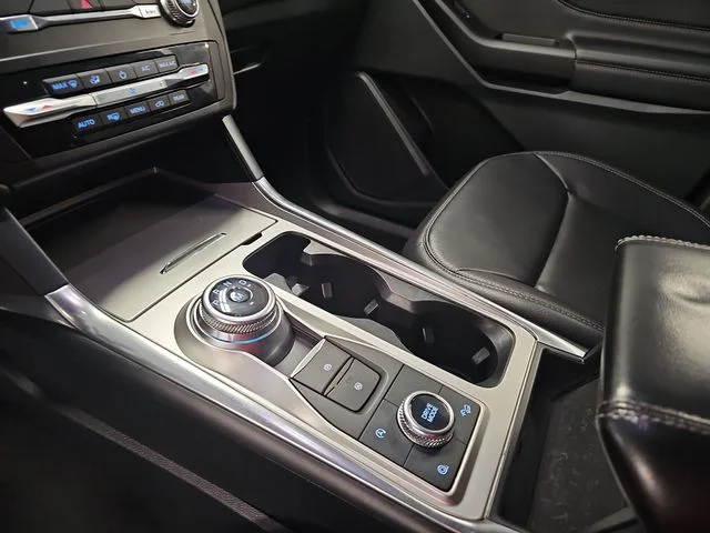 Used 2020 Gray Ford XLT image 26
