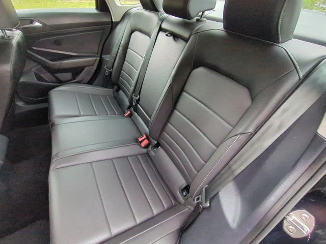 Used 2024  Volkswagen 1.5T SE image 28