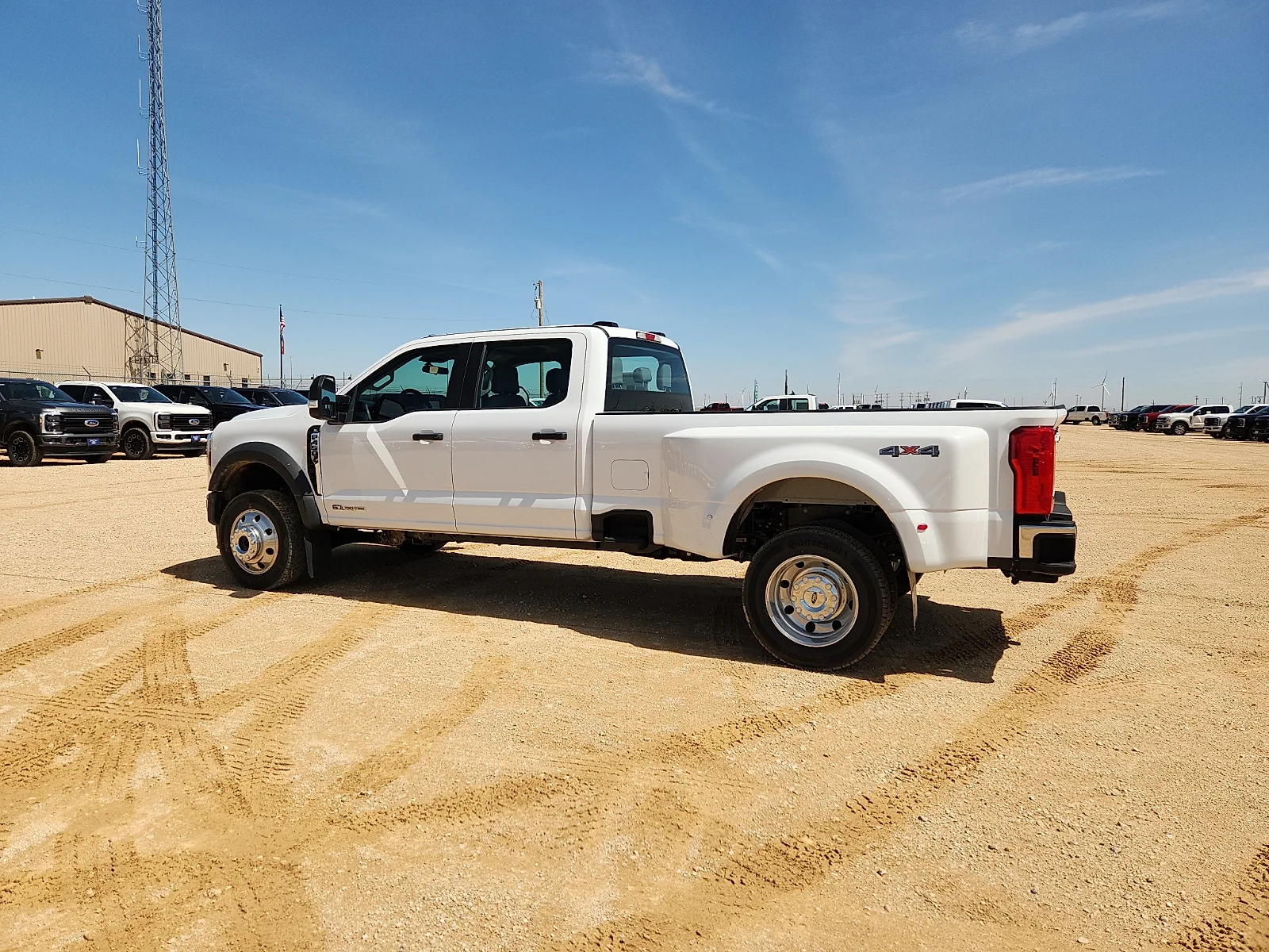 New 2026 Oxford White Ford F-450® XL image 4