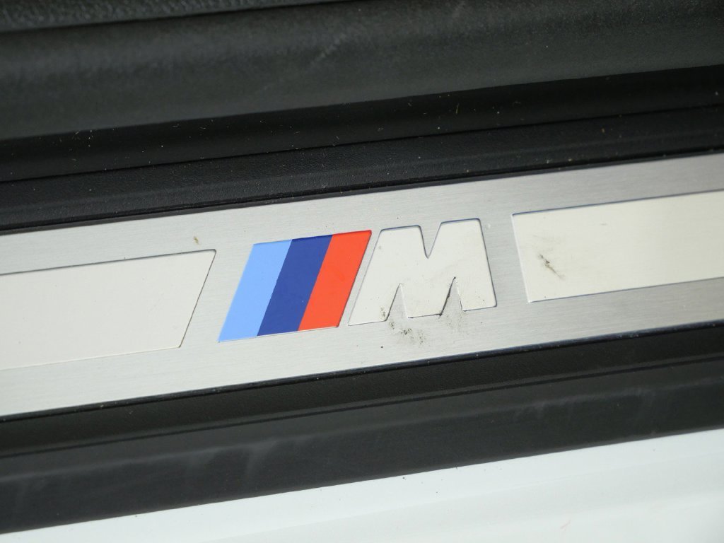 Certified Used 2023 Mineral White Metallic BMW M440i xDrive image 28
