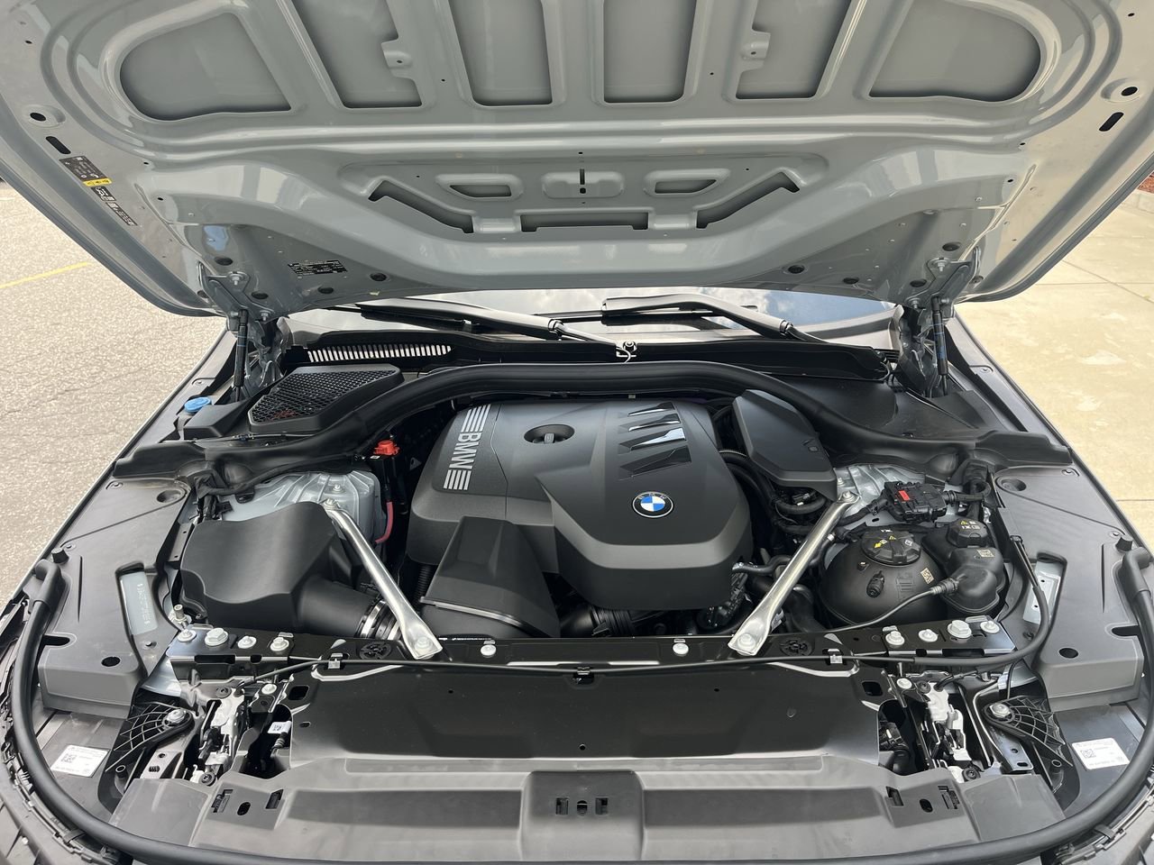 New 2026 Brooklyn Grey Metallic BMW 530i xDrive image 39