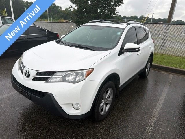 Used 2013 White Toyota XLE image 1