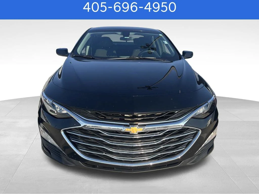 Pre-Owned 2021 Chevrolet Malibu LT