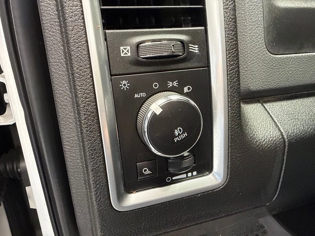 Used 2018 White Ram Big Horn image 23