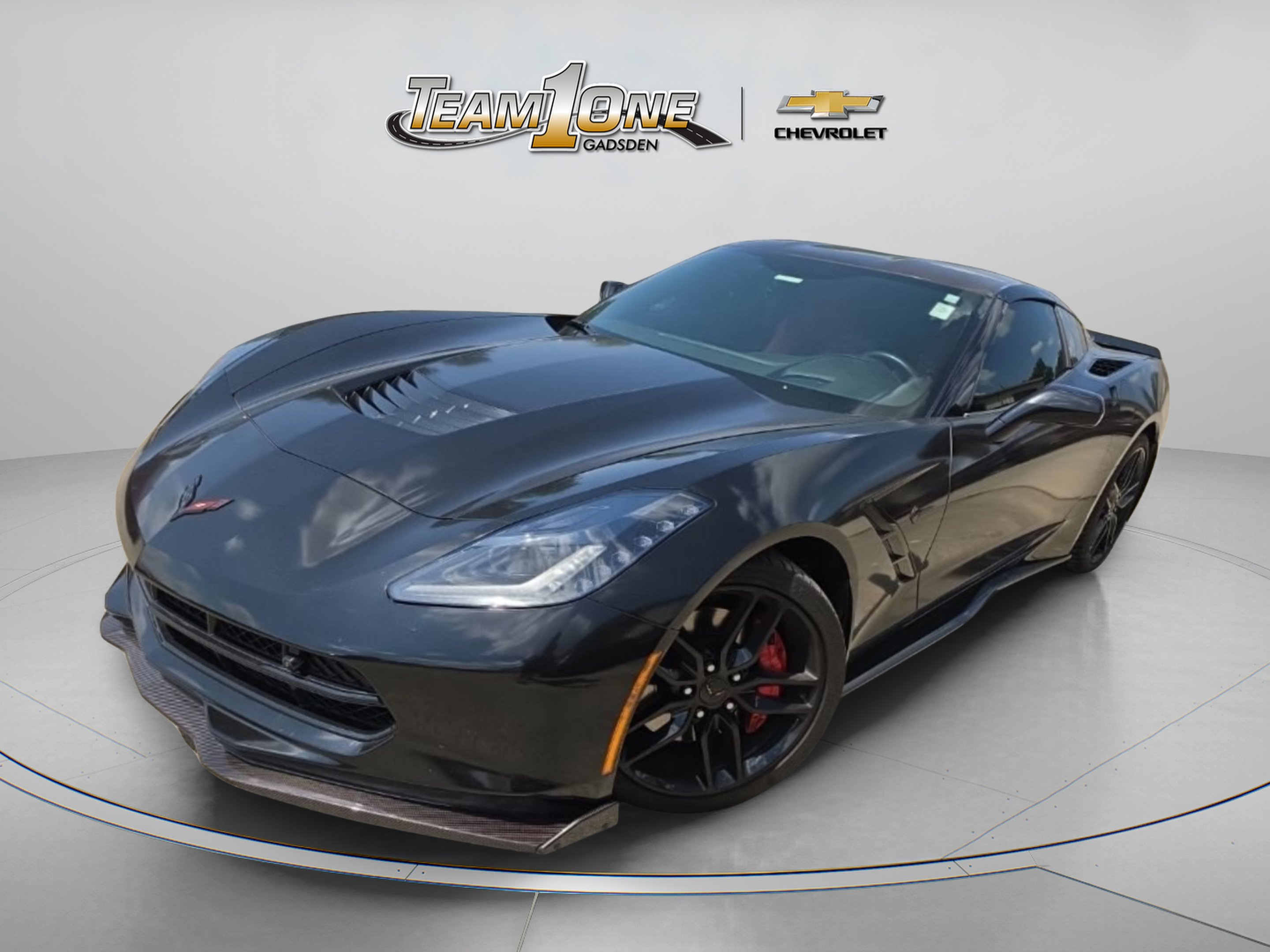 Used 2016 TORCH RED Chevrolet Z51 2LT image 4
