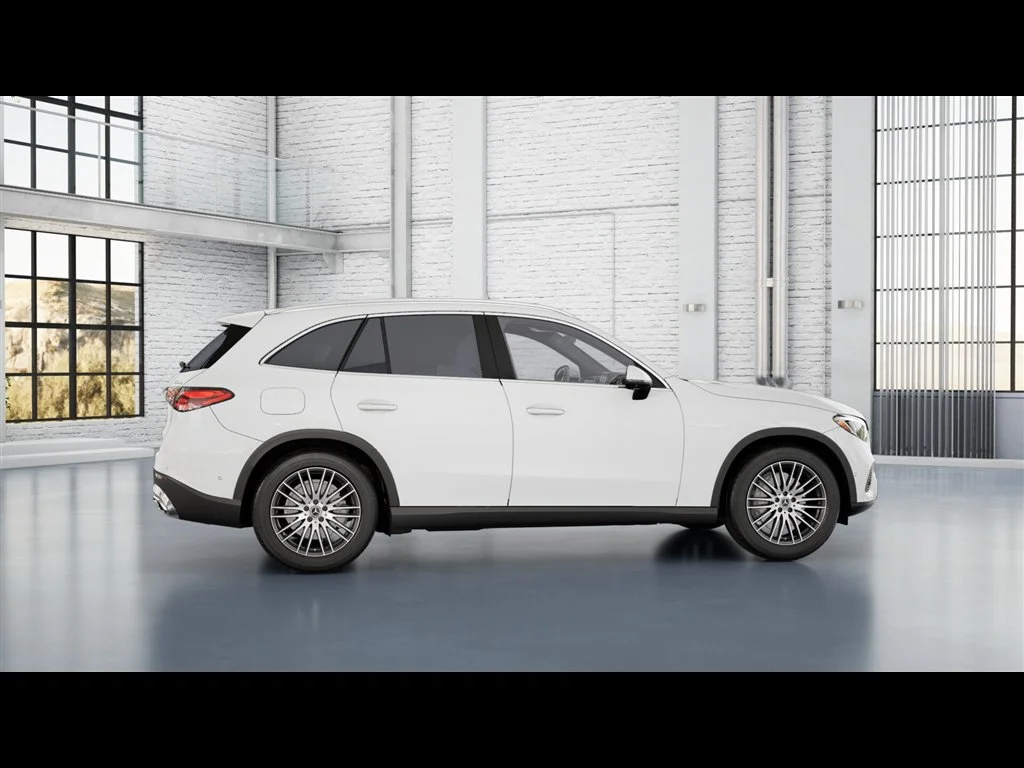 New 2026 Polar White Mercedes-Benz GLC 300 image 59