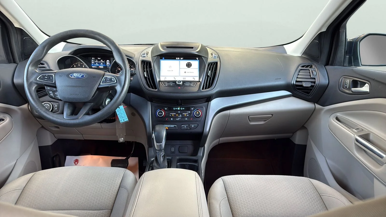 Used 2018 Blue Ford SE image 21