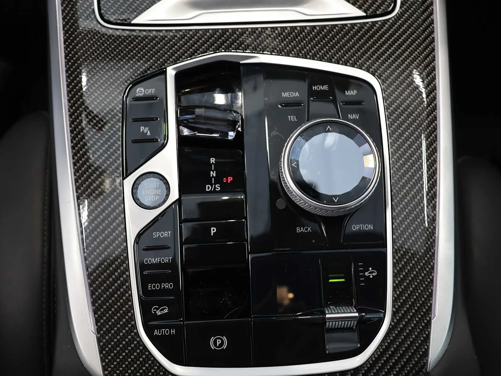 Used 2024 Frozen Pure Grey Metallic BMW M60i image 25