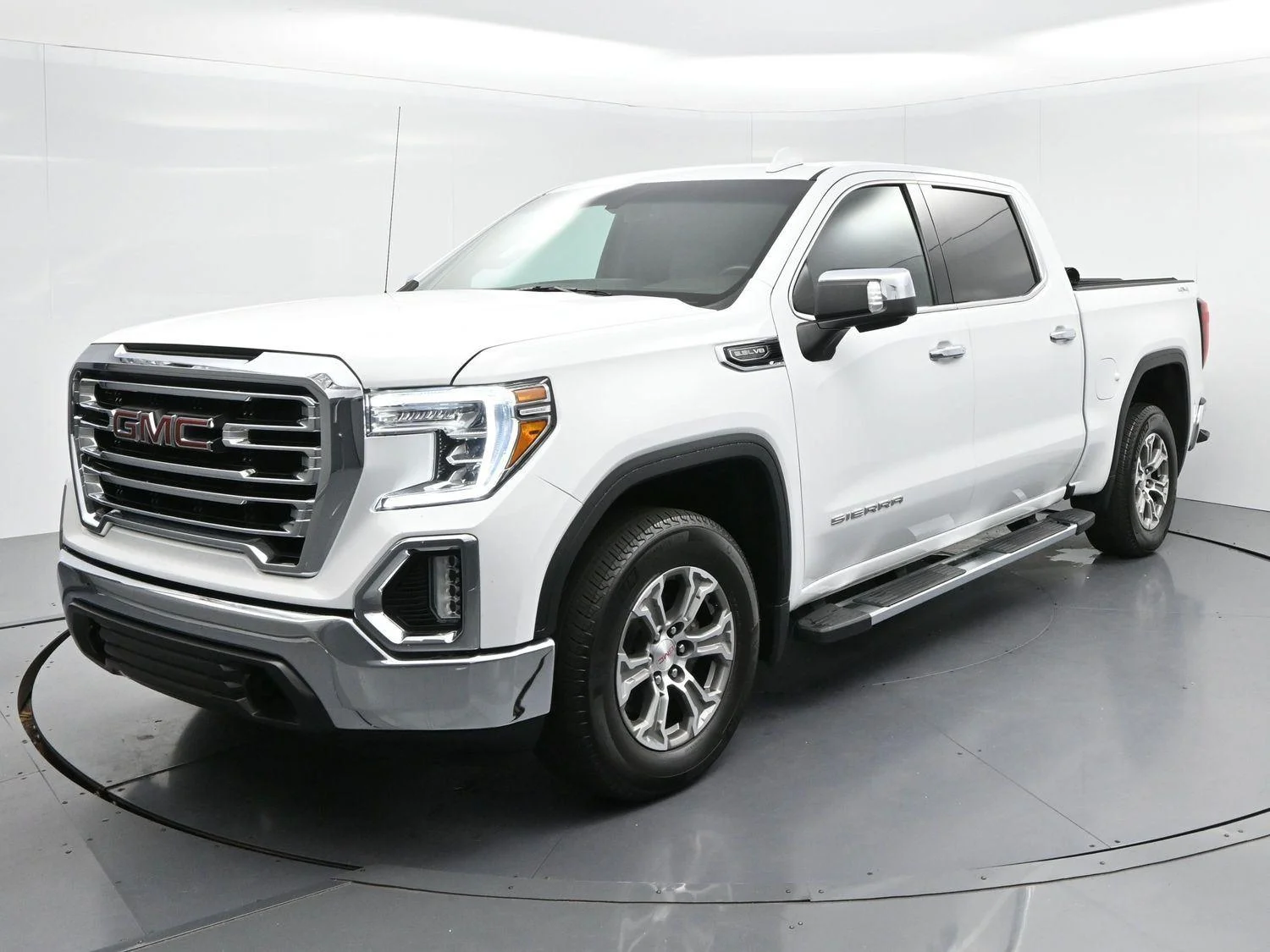 Used 2022 Summit White GMC SLT image 3