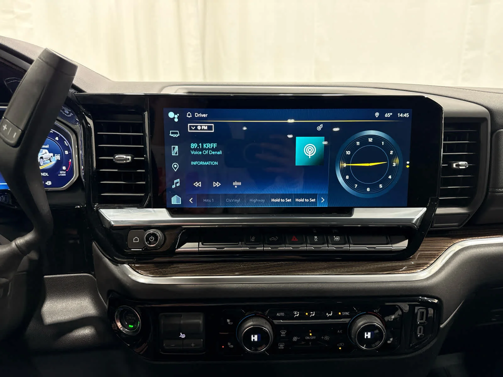 Used 2026 Lakeshore Blue Metallic Chevrolet LT image 26