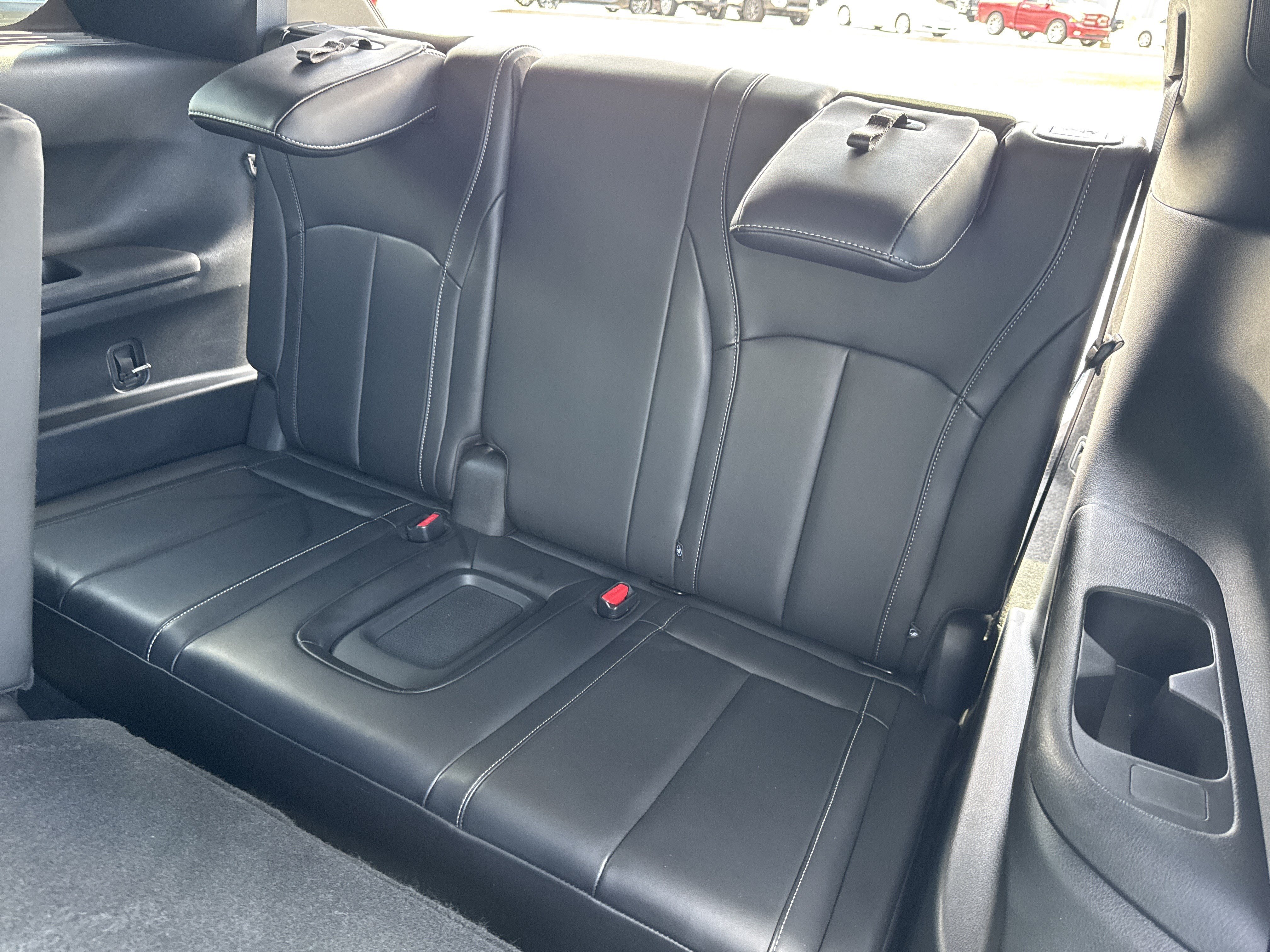 Used 2025 Mineral Black INFINITI LUXE image 29