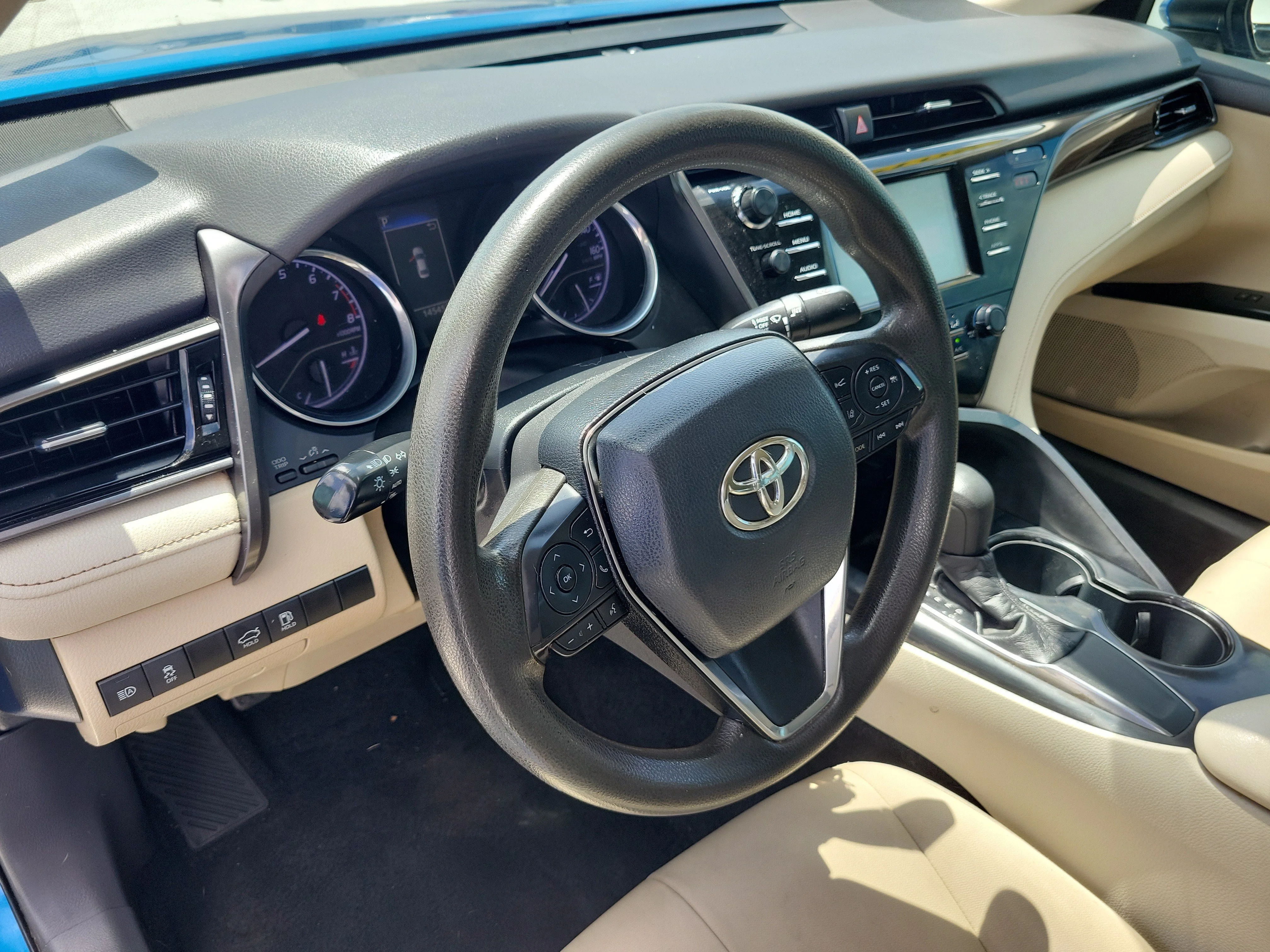 Used 2019 Blue Streak Metallic Toyota LE image 21