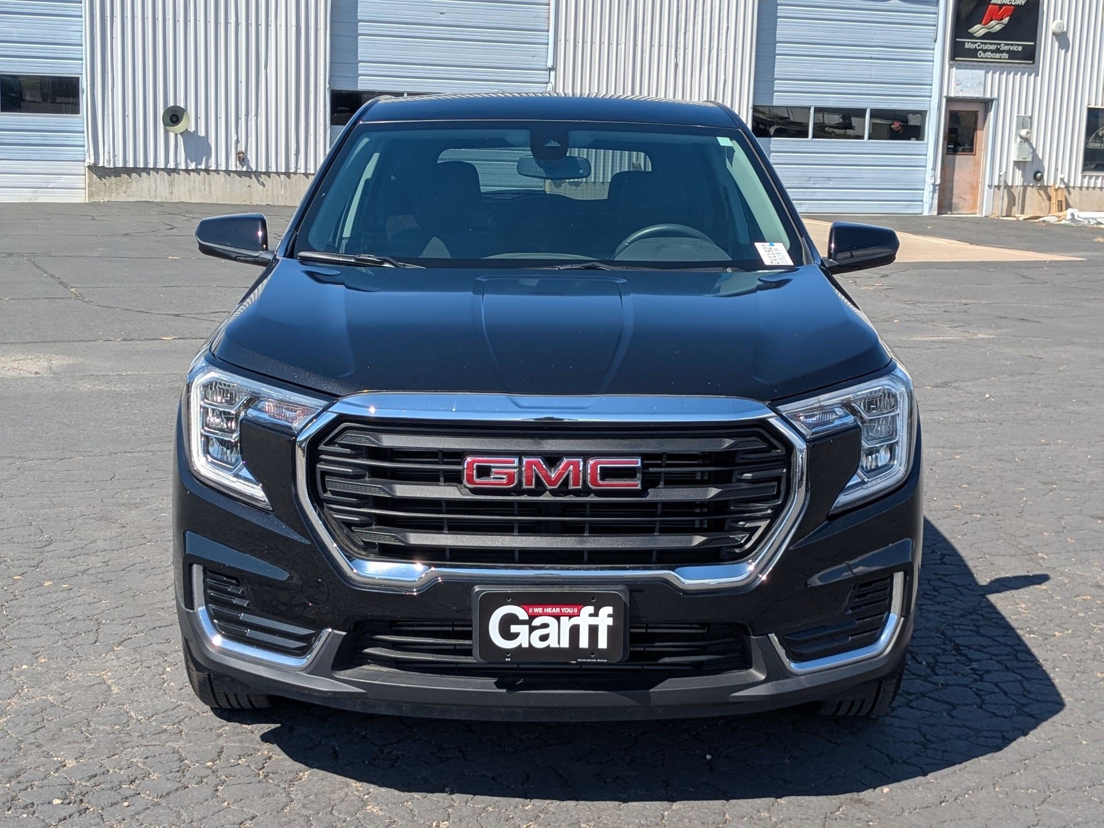 2024 GMC Terrain SLE - Photo 9