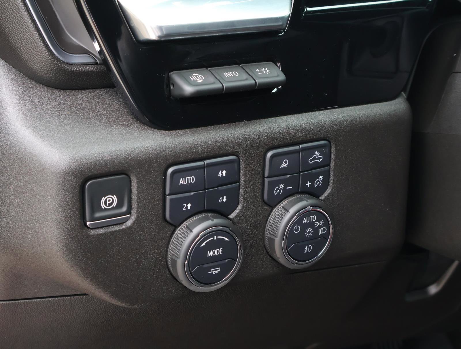 2025 Chevrolet Silverado 2500HD High Country - Photo 27