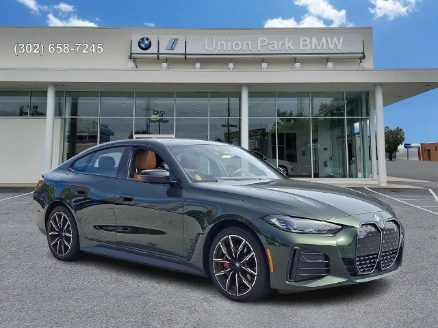 Certified Used 2024 San Remo Green Metallic BMW xDrive40 image 3