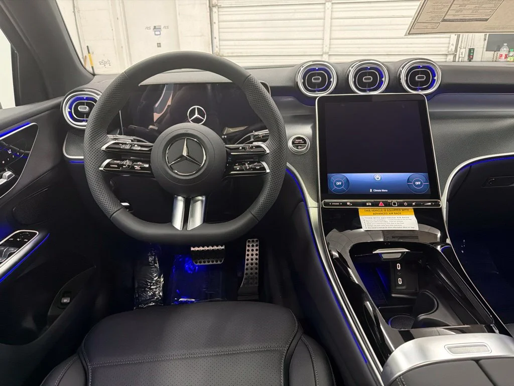 New 2027 Black Mercedes-Benz GLC 300 Coupe image 24