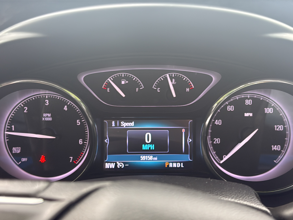 Used 2020 White Buick Essence image 38