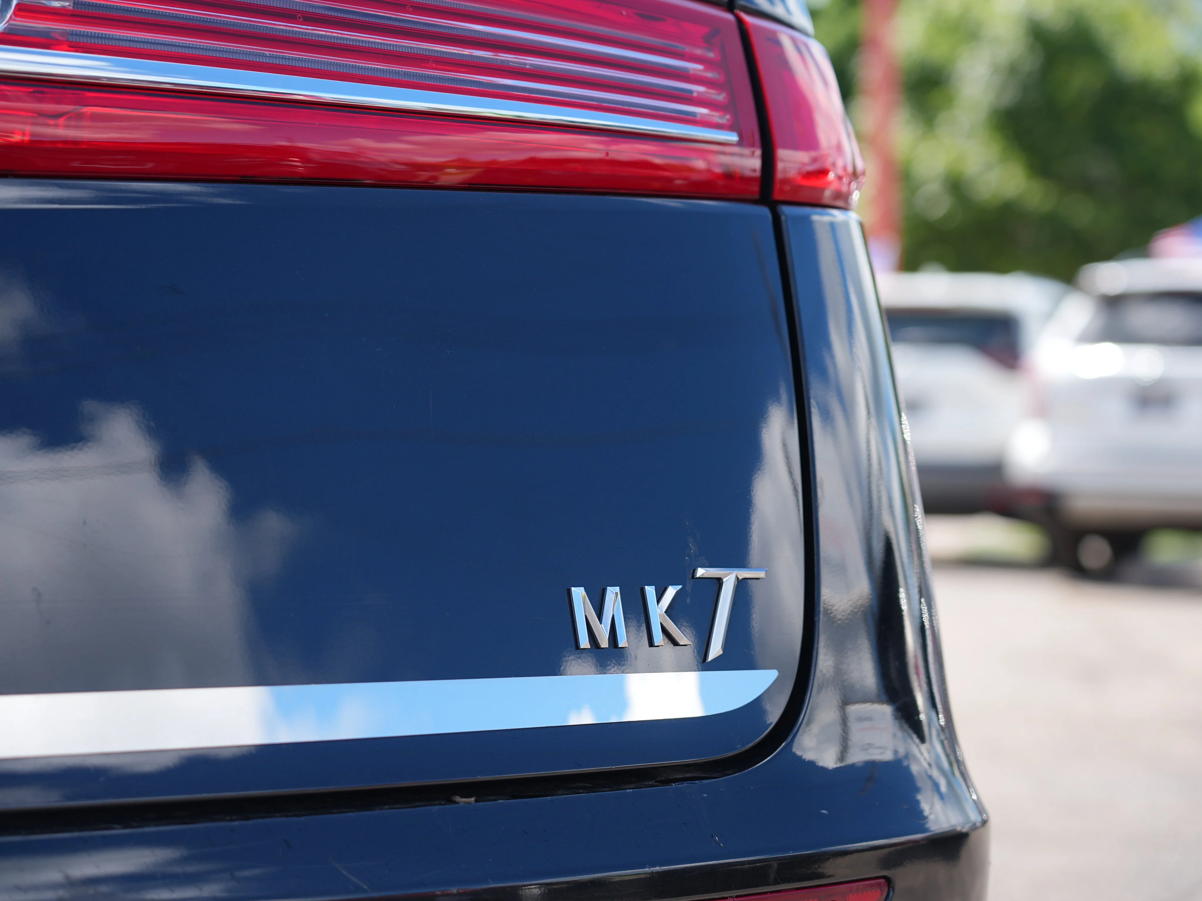 2019 Lincoln MKT Base - Photo 9