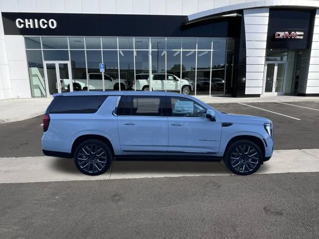 2026 GMC Yukon XL Denali Ultimate - Photo 6