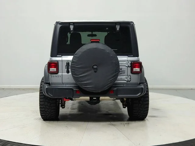 Used 2021 Silver Jeep Unlimited Willys image 7